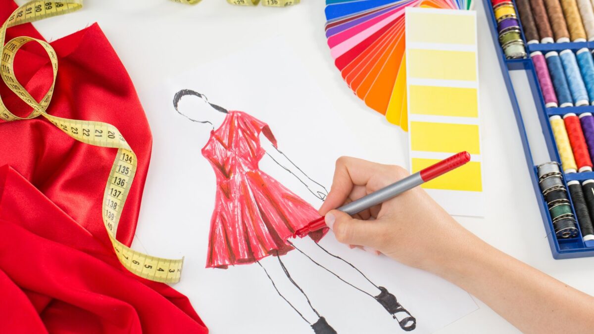 how to find fashion designers