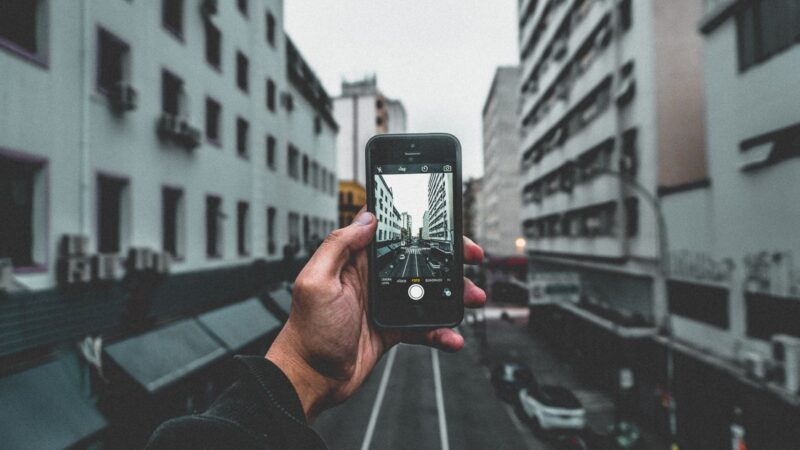 Wallpaper Hitam Aesthetic Iphone Enhance Your Experience with Chic Black