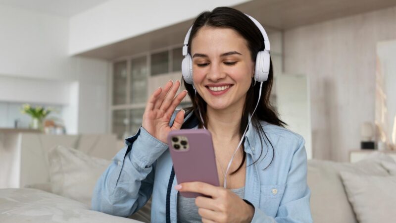 How to Download a YouTube Video: Step-by-Step Guide Using an Online Tool